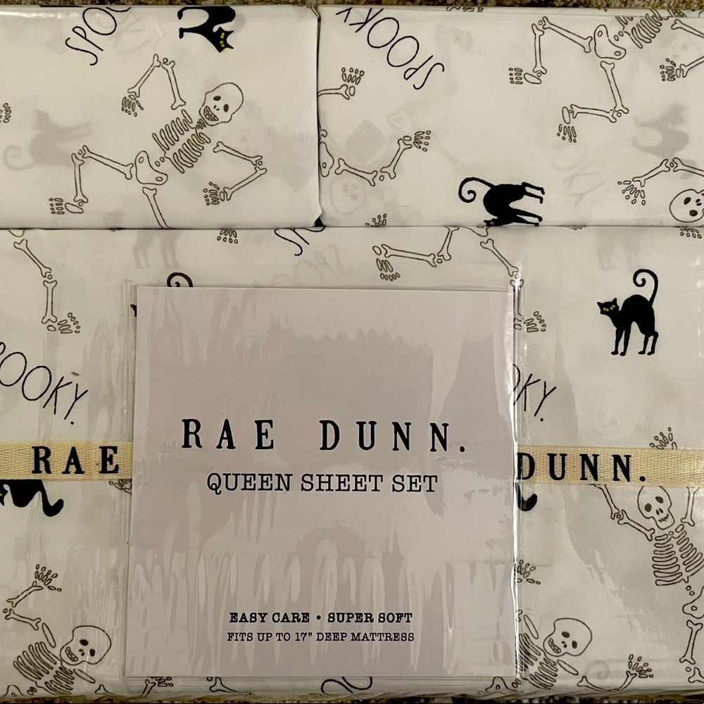 Queen Size Rae Dunn Spooky Skeleton Sheet Set